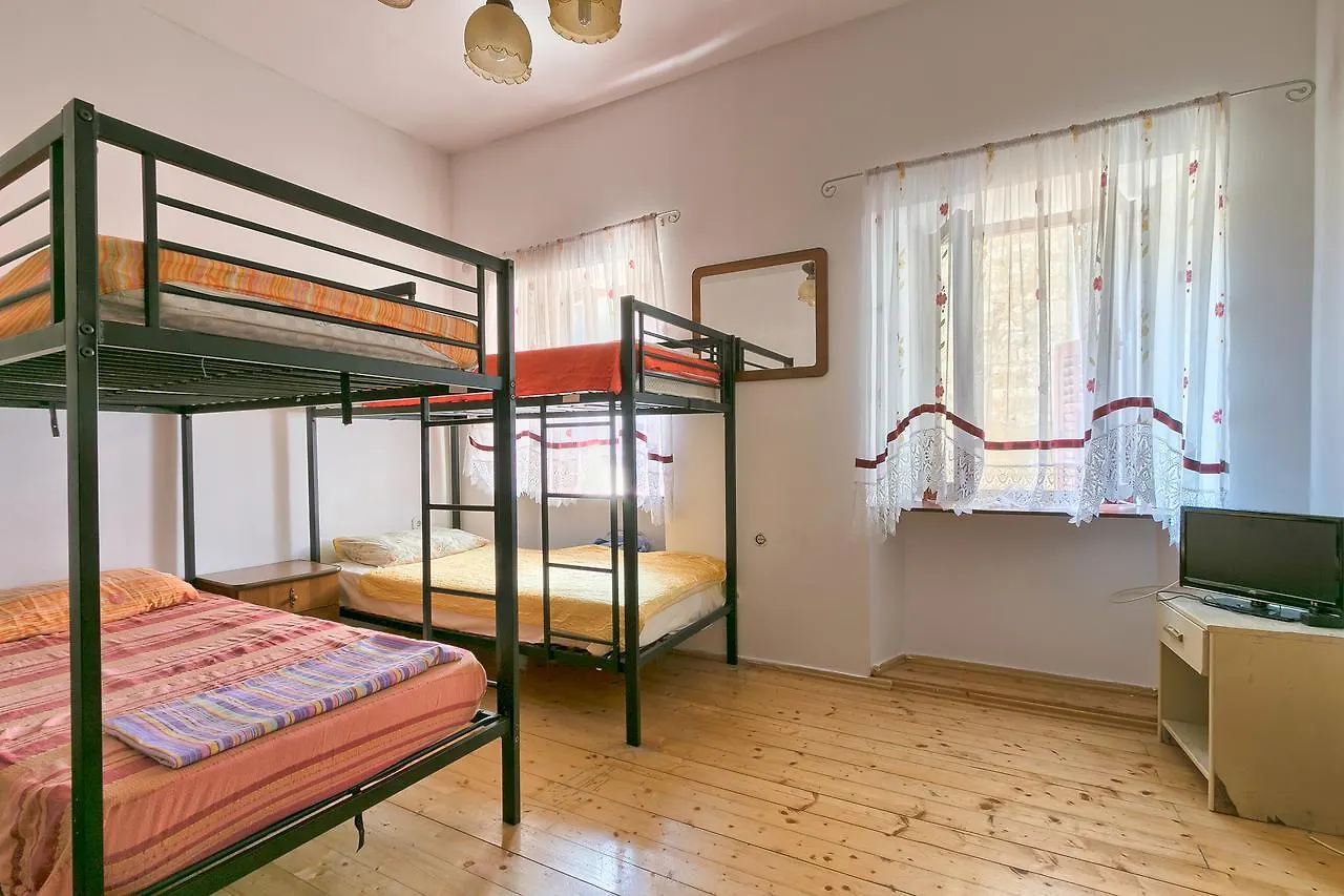 Hostel Pula