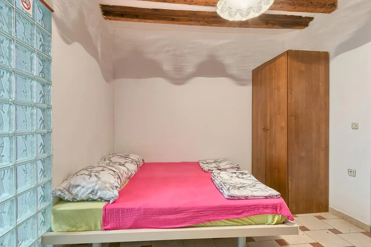 Hostel Pula 0*,  Croatia
